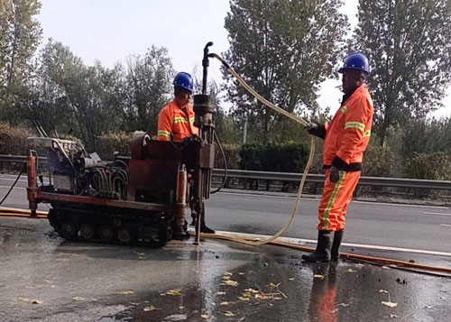 海东高速公路下沉注浆加固